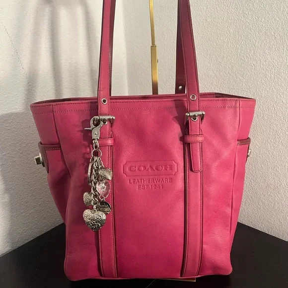 π Y2K (2005) Coach Fuchsia Leather Tote Bag - Picture 14 of 14